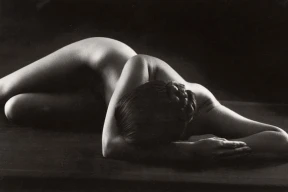 Завораживающие снимки величайшей фотографки обнаженной натуры